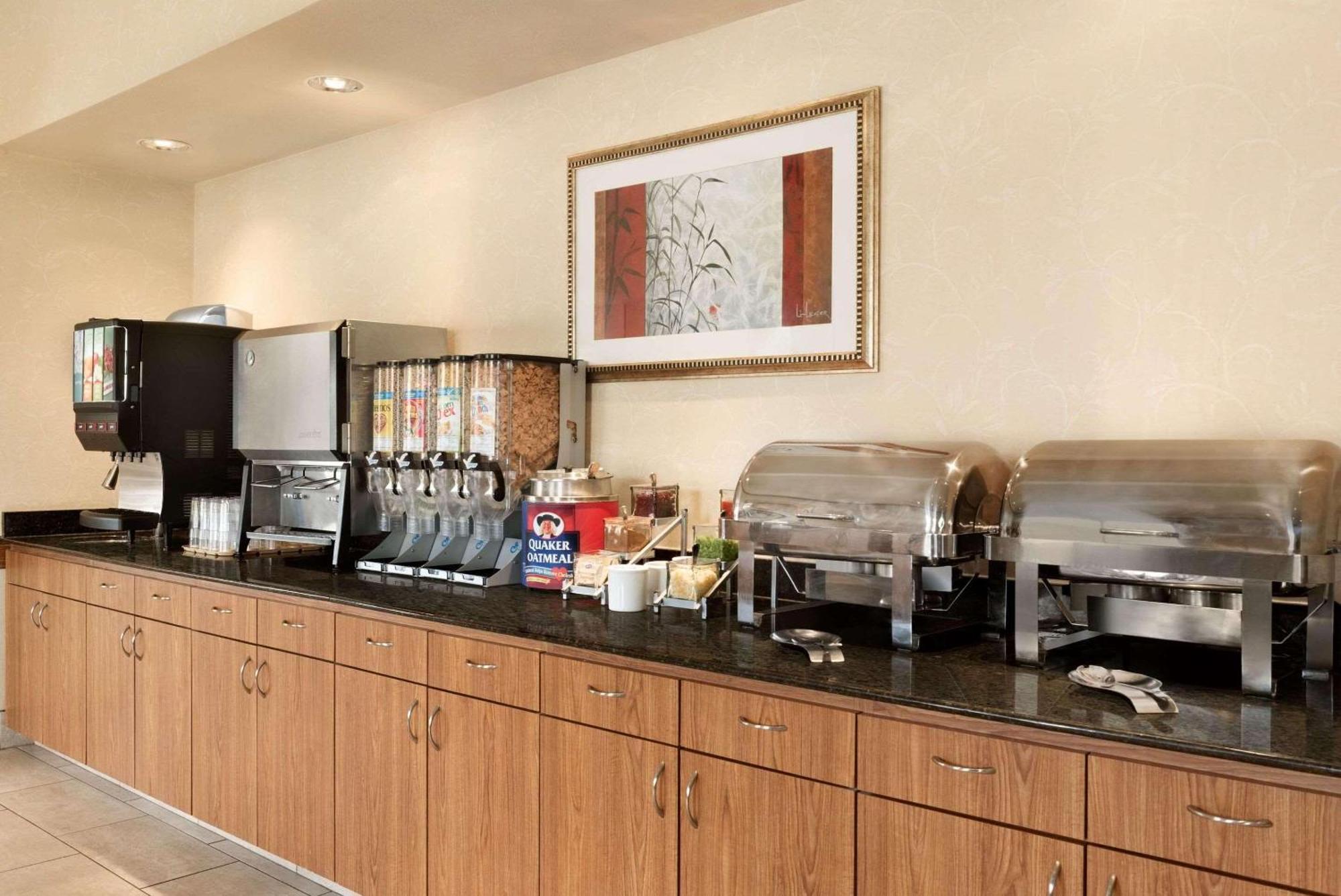 Country Inn & Suites By Radisson, Chanhassen, Mn Exterior foto